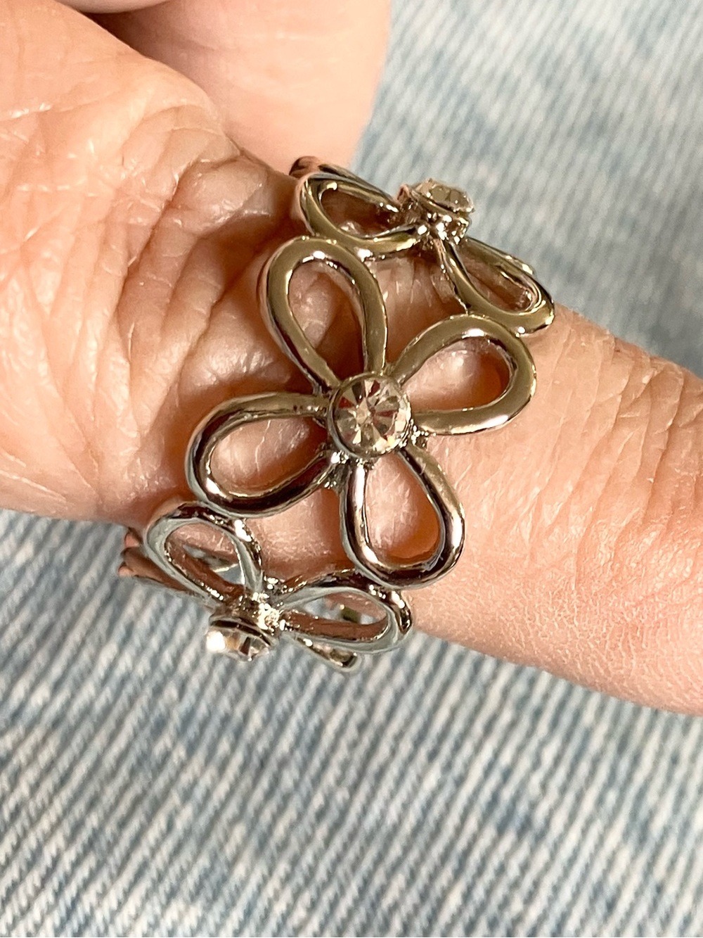 Silver Floral Openwork Scarf Slide - Picture 3 of 5